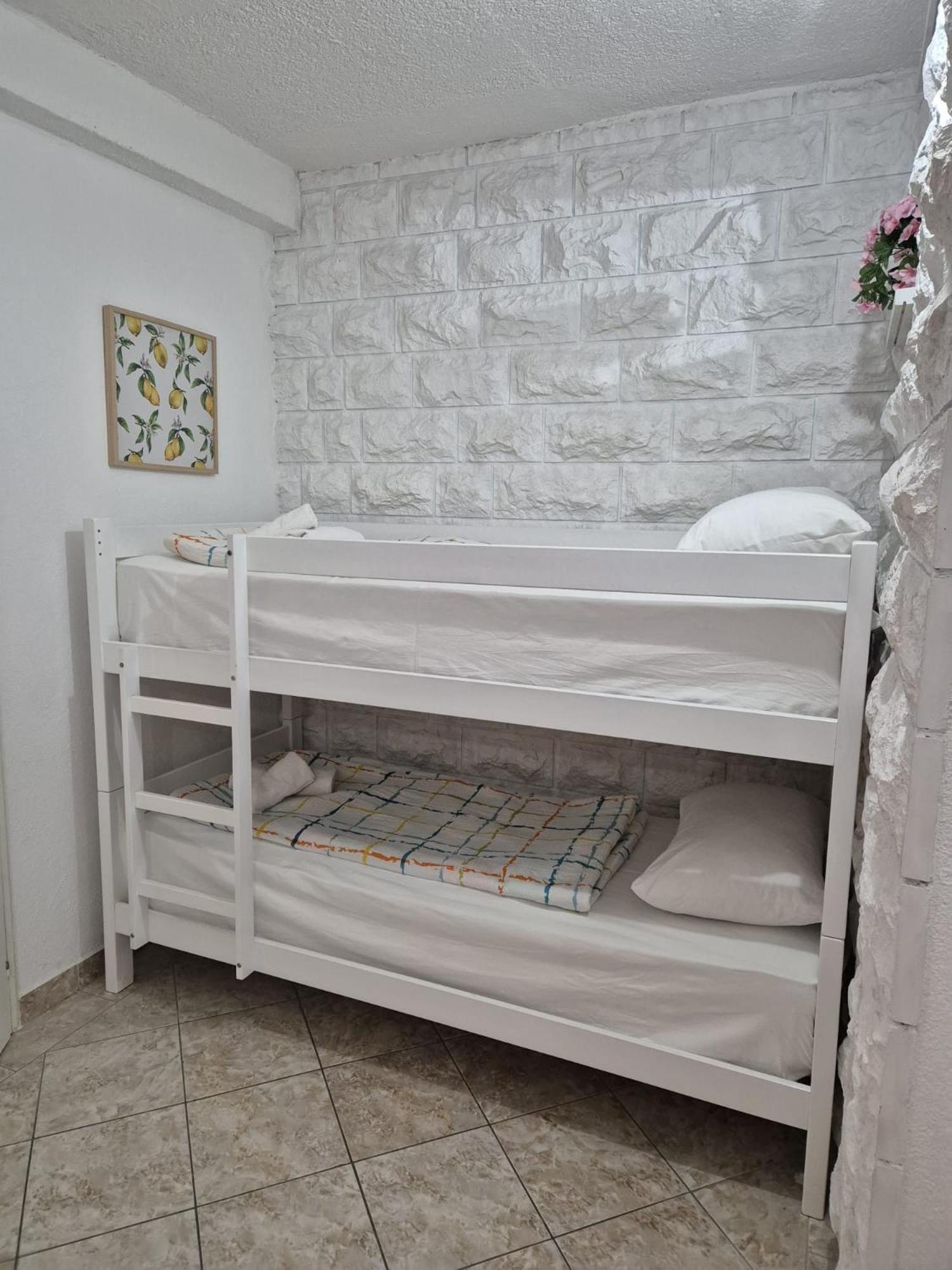 Apartmani Villa Anita 内乌姆 外观 照片